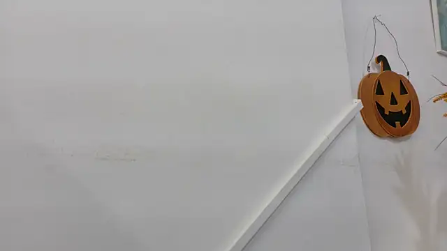 Snapshot of Lizbeth_Rouse chatting on November 1, 11:34 am Lizbeth Rouse online show from November 1, 11:34 am