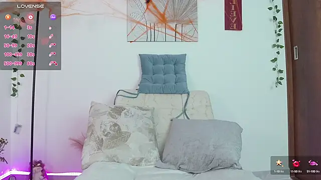 Snapshot of swt_helen chatting on October 16, 7:04 pm swt helen online show from October 16, 7:04 pm