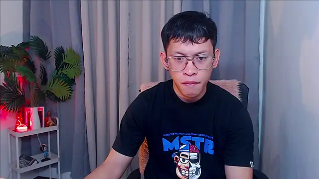 Snapshot of pinkcock_froi2305 chatting on September 23, 2:14 am pinkcock froi2305 online show from September 23, 2:14 am