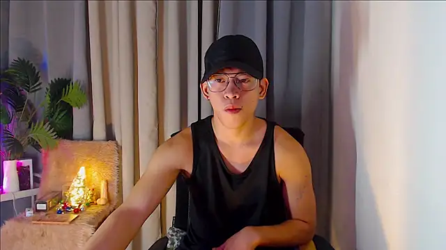 Snapshot of pinkcock_froi2305 chatting on October 2, 1:34 am pinkcock froi2305 online show from October 2, 1:34 am