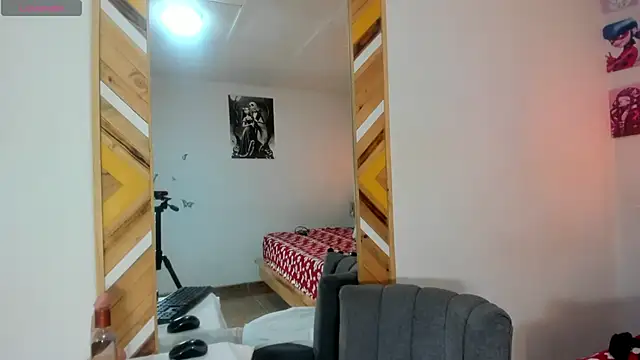 Snapshot of SoleneFontaine chatting on November 4, 11:53 am SoleneFontaine online show from November 4, 11:53 am