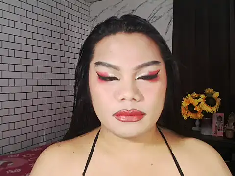 TSbrianaHugeCock online show from October 21, 11:55 am