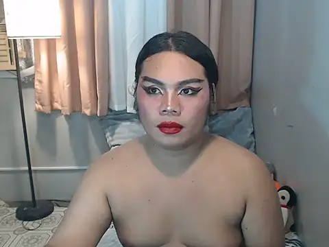 Snapshot of TSbrianaHugeCock chatting on June 26, 6:23 pm TSbrianaHugeCock online show from June 26, 6:23 pm