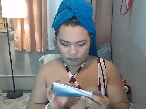 Snapshot of TSbrianaHugeCock chatting on June 27, 7:24 am TSbrianaHugeCock online show from June 27, 7:24 am