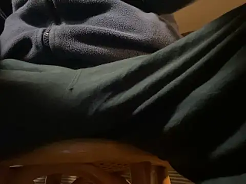 Snapshot of Skeye2 chatting on November 30, 12:14 am Skeye2 online show from November 30, 12:14 am