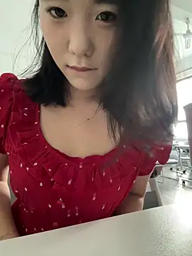 luluya1314 online show from May 21, 10:11 am