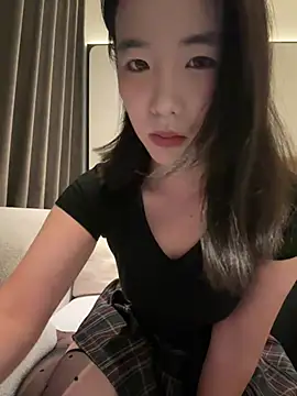 luluya1314 online show from June 5, 9:48 am