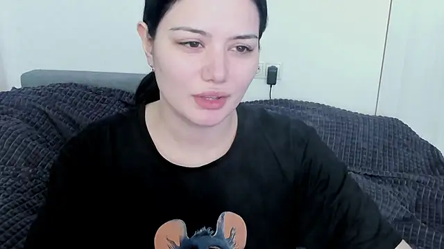 Snapshot of Dark_Moni chatting on May 27, 3:36 am Dark Moni online show from May 27, 3:36 am
