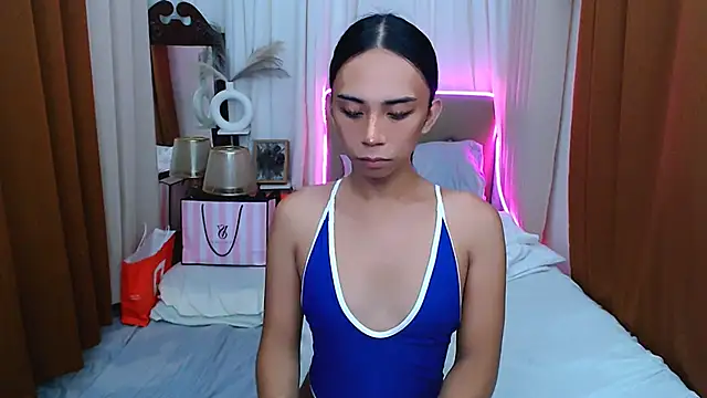 scarlet smith7 online show from May 3, 2:17 am