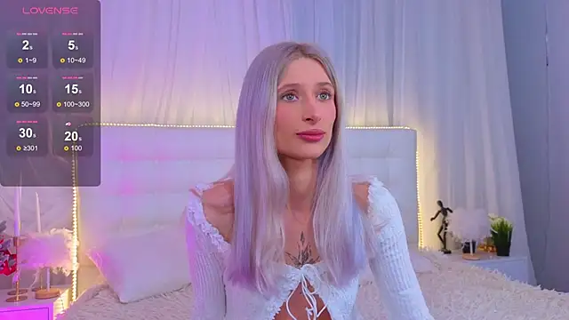 Monica Leen online show from February 6, 6:40 am