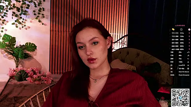 GildedKitten online show from February 28, 7:37 pm