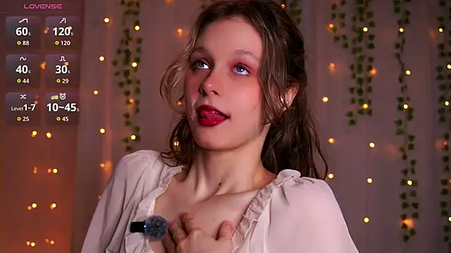 Snapshot of Tender_beauty chatting on July 14, 6:46 pm Tender beauty online show from July 14, 6:46 pm