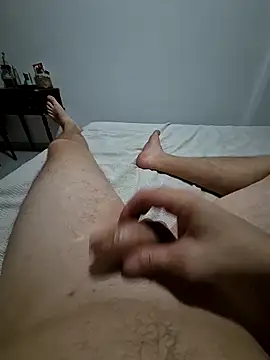 Snapshot of tonipit chatting on September 18, 9:17 pm tonipit online show from September 18, 9:17 pm