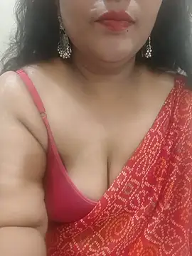 Snapshot of Aunty_Boy_143 chatting on July 28, 4:16 pm Aunty Boy 143 online show from July 28, 4:16 pm
