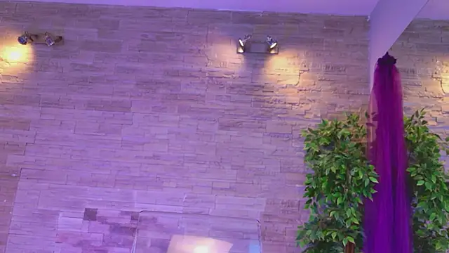 Snapshot of AngelInSinn chatting on July 15, 5:23 am AngelInSinn online show from July 15, 5:23 am