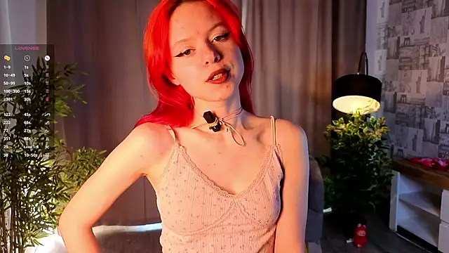 Snapshot of TiannaBorlace chatting on June 26, 1:21 am TiannaBorlace online show from June 26, 1:21 am