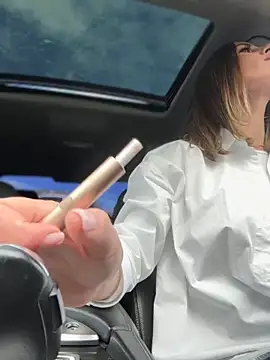 Snapshot of _JessyRey_ chatting on October 24, 10:22 am JessyRey online show from October 24, 10:22 am