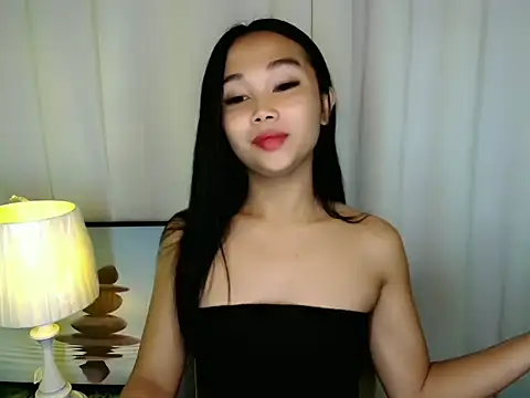 SultryCyraFoxmore online show from July 1, 4:47 am