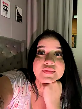 Snapshot of Aliciawhitee chatting on October 20, 1:50 am Aliciawhitee online show from October 20, 1:50 am