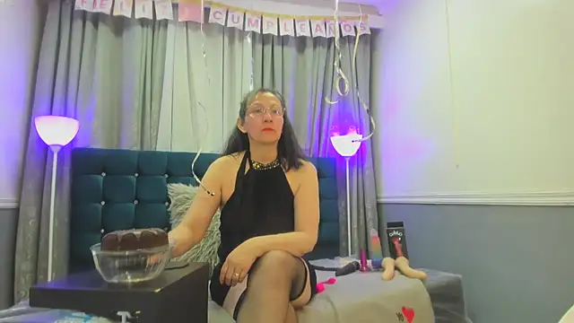 Oriana Jhonson online show from April 25, 11:35 am