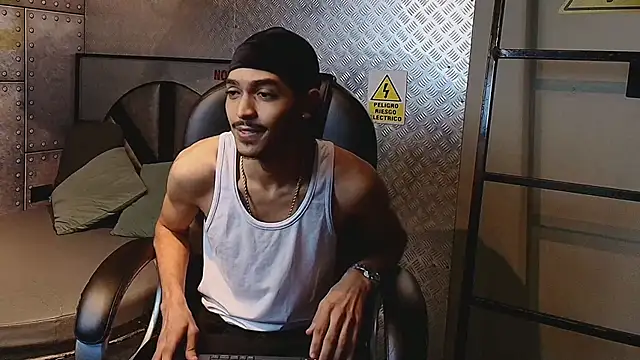 MarcusRain  online show from January 17, 3:11 am