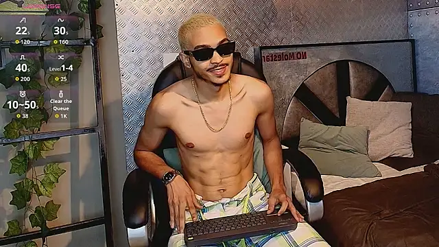 MarcusRain  online show from February 4, 3:23 am