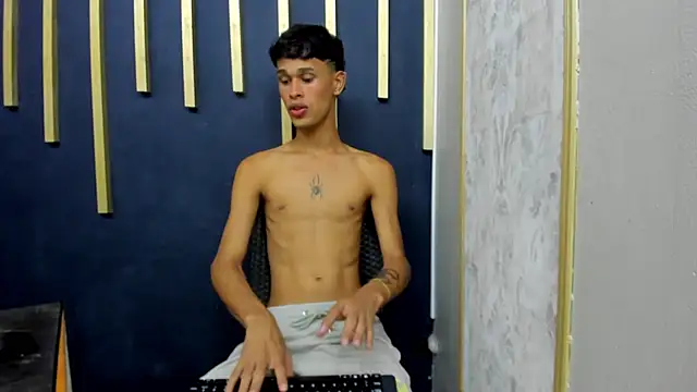 Just D4v7 online show from September 18, 7:05 pm