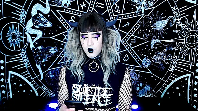 naomi satan online show from November 14, 1:15 am