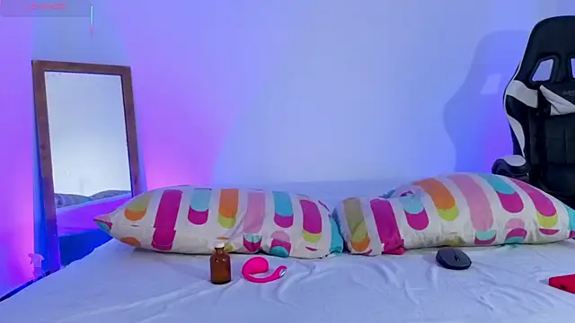 Snapshot of Mike_Benelli chatting on October 19, 9:04 pm Mike Benelli online show from October 19, 9:04 pm