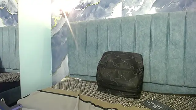 Snapshot of canela_a73 chatting on November 15, 9:00 pm canela a73 online show from November 15, 9:00 pm