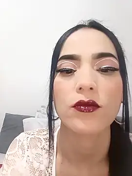 jamila zair online show from November 14, 1:21 pm