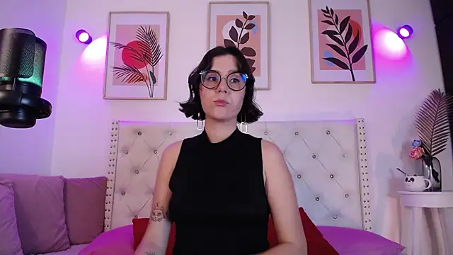 Snapshot of barbyehot chatting on November 6, 11:59 pm barbyehot online show from November 6, 11:59 pm