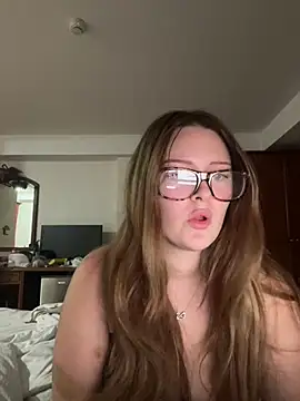 cherryrosealiee online show from June 26, 3:38 pm