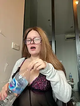 cherryrosealiee online show from July 16, 10:43 am