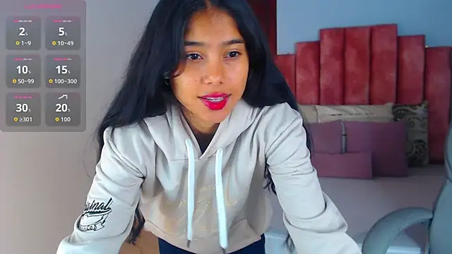 Milaa Star  online show from October 23, 4:01 am