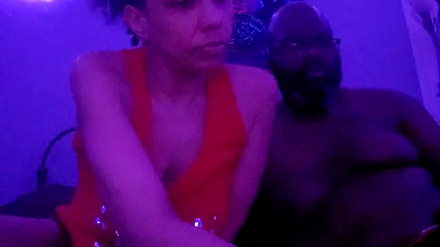 Snapshot of puddled_wonderland chatting on November 12, 6:58 am puddled wonderland online show from November 12, 6:58 am