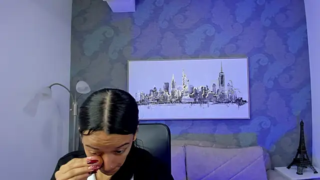 Snapshot of Salome_Smitth_1 chatting on April 27, 8:18 pm Salome Smitth 1 online show from April 27, 8:18 pm