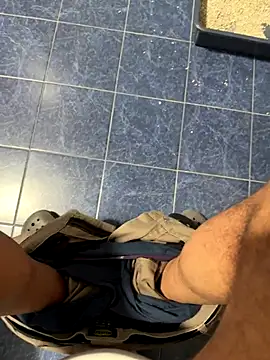 Snapshot of maialexte chatting on December 16, 5:01 am maialexte online show from December 16, 5:01 am