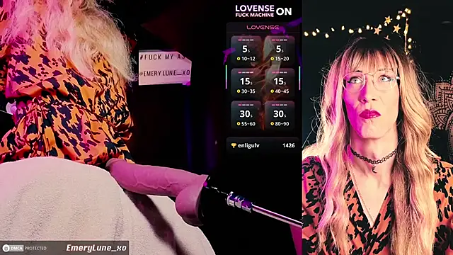 Snapshot of EmeryLune_xo chatting on February 3, 5:16 am EmeryLune xo online show from February 3, 5:16 am