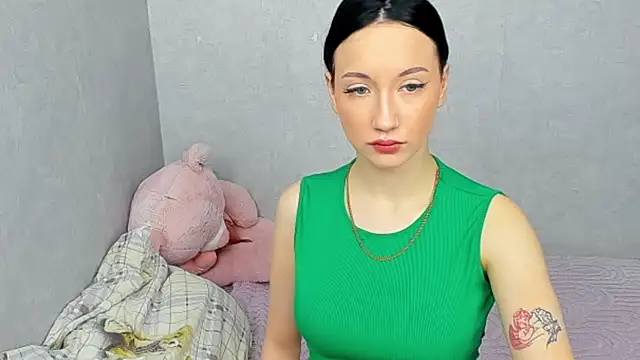 EileenMoores online show from March 3, 1:50 pm