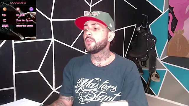 Snapshot of nicolastorres99 chatting on November 21, 6:06 pm nicolastorres99 online show from November 21, 6:06 pm