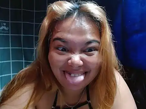 Snapshot of Hajaima chatting on November 19, 2:50 pm Hajaima online show from November 19, 2:50 pm