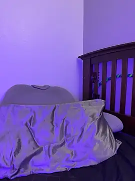 dieseldame1313 online show from September 28, 6:30 am