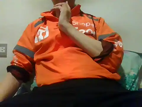 Snapshot of leanhtung123 chatting on November 7, 1:33 pm leanhtung123 online show from November 7, 1:33 pm