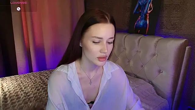 Snapshot of Aria_Mila chatting on June 12, 11:20 am Aria Mila online show from June 12, 11:20 am