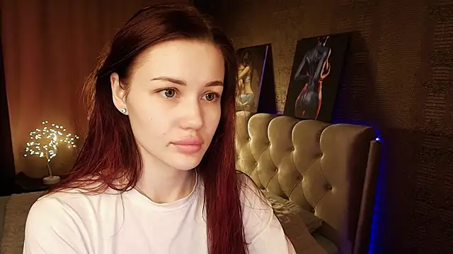 Snapshot of Aria_Mila chatting on June 16, 3:09 am Aria Mila online show from June 16, 3:09 am