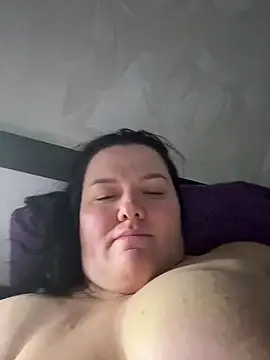 SunnyLeila2101 online show from February 27, 7:47 pm