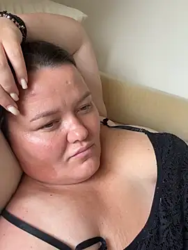 SunnyLeila2101 online show from July 8, 1:59 pm