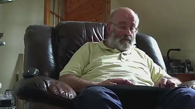 janzer13 online show from September 19, 1:01 pm