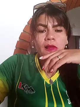 Snapshot of maria_angel11 chatting on September 18, 3:03 pm maria angel11 online show from September 18, 3:03 pm